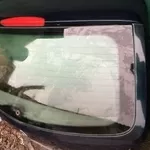 Б/у глухое стекло крышки багажника Renault Laguna 2,  8200002524, 