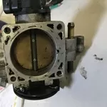 Бу дроссельная  заслонка Renault,  1.8,  2.0,  моноинжектор 7700871215,   