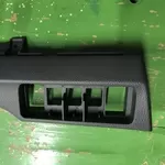 Бу накладка под блок кнопок Hyundai / Kia 93310-4Y000,  299121220