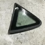 Бу стекло глухое заднее левое верхнее Mercedes W168,  A1686700300,  A1686700312