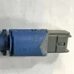 Бу датчик педали сцепления Renault 8200168239, 2 пина
