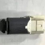 Бу датчик педали тормоза Renault 8200168238, 4 пина, Megane Scenic 2