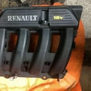 Б/у коллектор впускной Renault Scenic 1 1.6i 16v,  8200020647