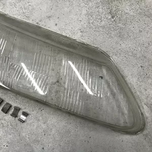 Бу стекло правой фары Renault Laguna 1,  302-142618