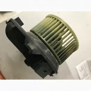 Бу вентилятор моторчик печки Renault Laguna 1,  9000552