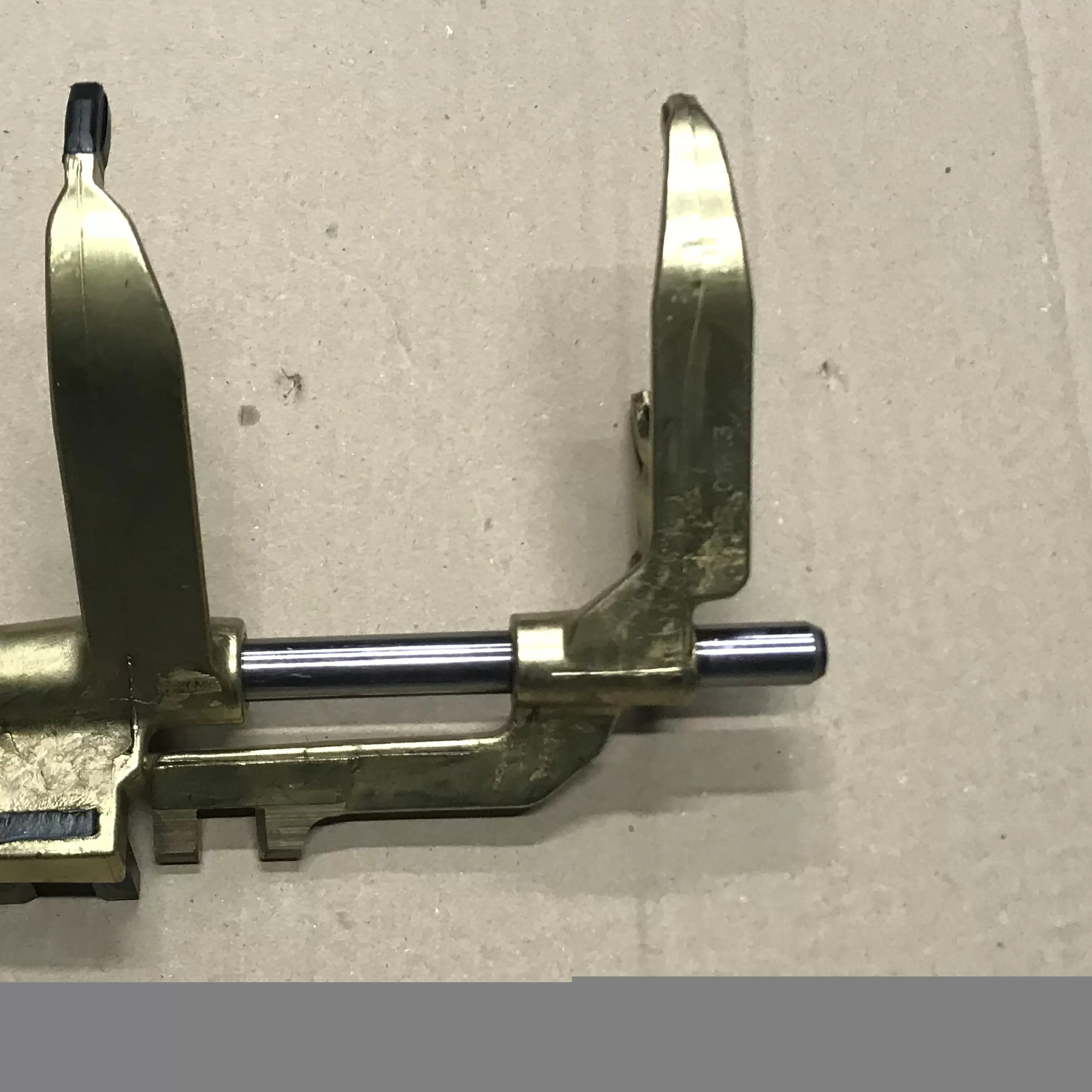 Бу вилка включения 3-4 передачи Renault 8200253733 Trafic Laguna