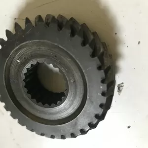 Бу шестерня 5-й передачи 31x39 зуб КПП JR5 Renault 8200607981 Laguna,  Scenic, Fluence