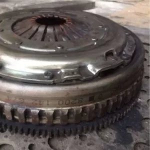 Б/у маховик демпфер 1.9dci renault laguna 2 ,  8200142674