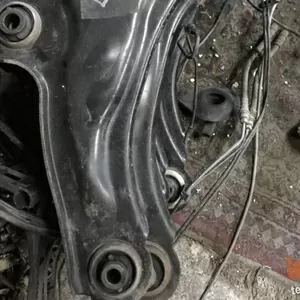 Бу рычаг передней подвески Renault Laguna 2,   8200452715,  545016805R левый.