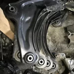 Бу рычаг передней подвески Renault Laguna 2,  8200452716 ,  545002029R правый