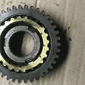 Бу муфта синхронизации 3-4 передачи КПП Renault ,  39x24 зубов,  7701717352