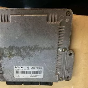 Бу блок управления двигателем Bosch 0281010297,  HOM8200048297,  8200183768 Renault Laguna 2,  1.9 dci