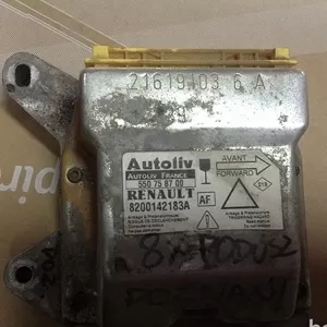 Бу блок airbag Renault Laguna 2 8200142183A,  550758700.
