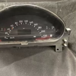 Бу панель приборов Mercedes Benz W168 ,  A1685404011