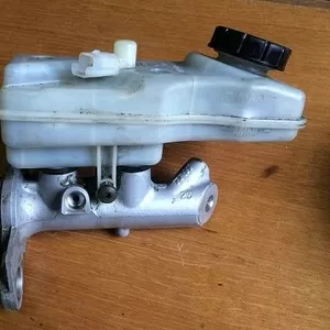 Б/у главный тормозной цилиндр Renault Megane Scenic 2,  7701207697,  32067111,  