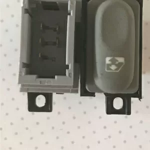 Б/у кнопка стеклоподъемника передняя Renault Scenic 1,  7700433115