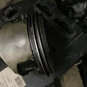 Бу поршень на двигатель Renault 1.8MPI 16V 7700110768 маркировка B