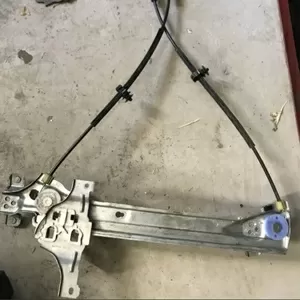 Бу стеклоподъемник Renault Megane 3 827200008R,  920039-101,  задней правой двери.