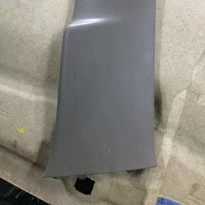 Бу обшивка стойки средней Renault Scenic 2,  8200084327,  правой нижняя часть