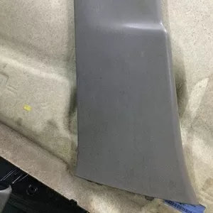Бу обшивка стойки средней Renault Scenic 2,  8200084326,  левой нижняя часть
