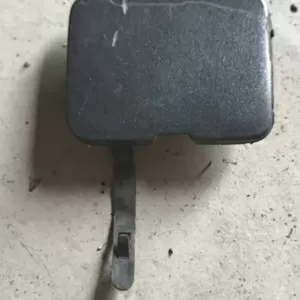 Бу заглушка заднего бампера Renault Laguna 2,  G000014808, 7701048334 универсал.