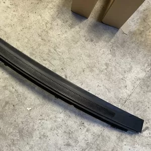 Бу водосток лобового стекла жабо Mercedes Benz W168 A1688300518
