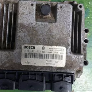 Б/у блок управления двигателем Renault 0281011723,  8200311539,  8200376187