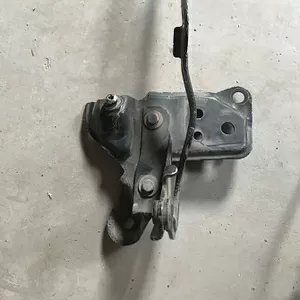 Бу петля капота Smart Forfour W454 правая A4548800028