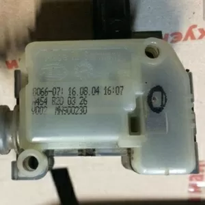 Бу замок лючка топливного бака Smart Forfour W454,  A4548200326,  MN900230