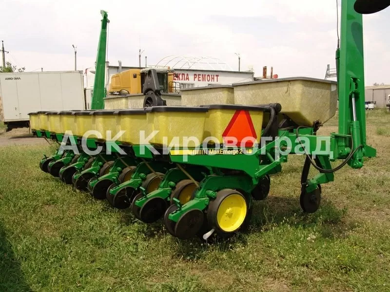 Сівалка пневматична просапна Джон Дір John Deere 7200 б/у ціна