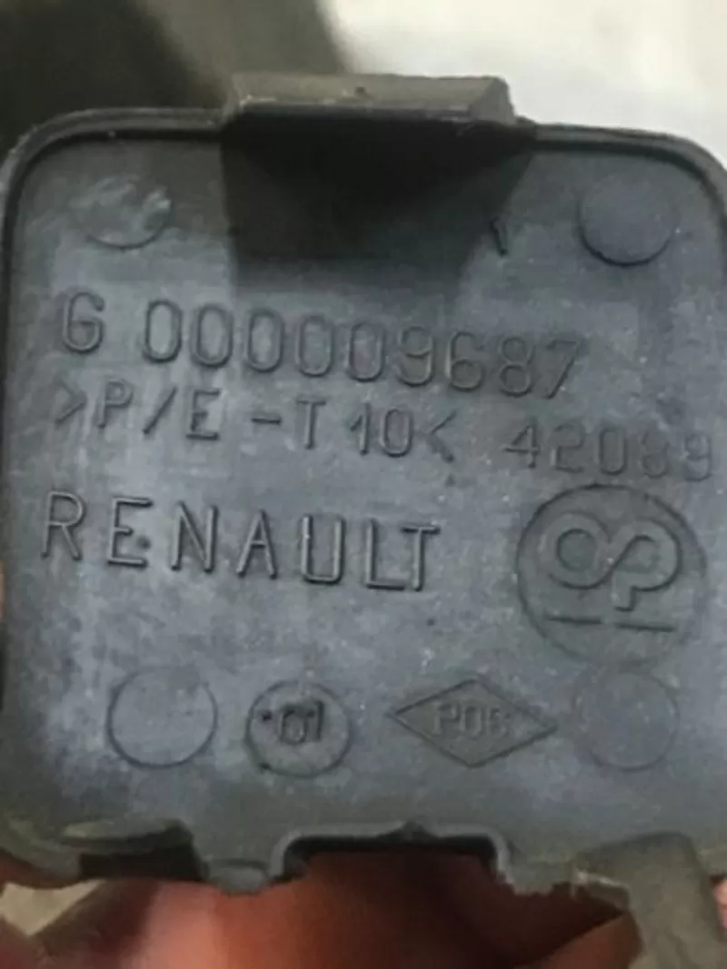 Бу заглушка заднего бампера Renault Laguna 2,  G000009687 2