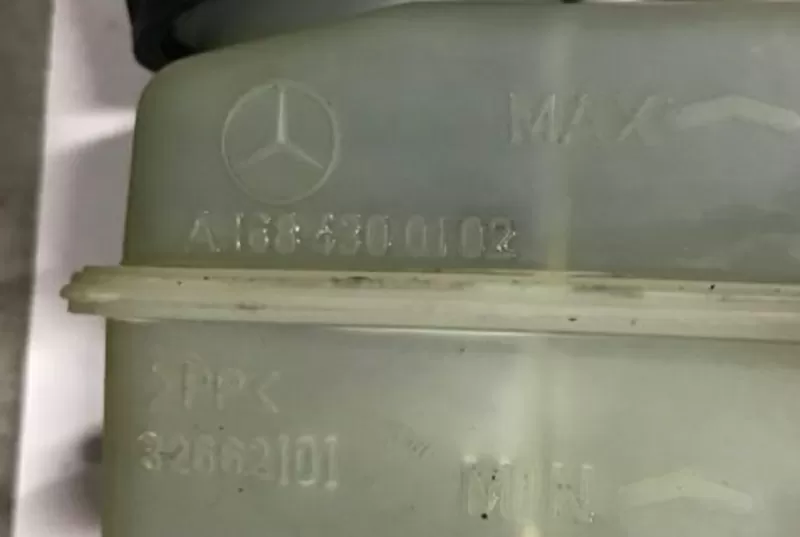 Бу главный тормозной цилиндр Mercedes W168,  A0064300001,  A1684300102 2