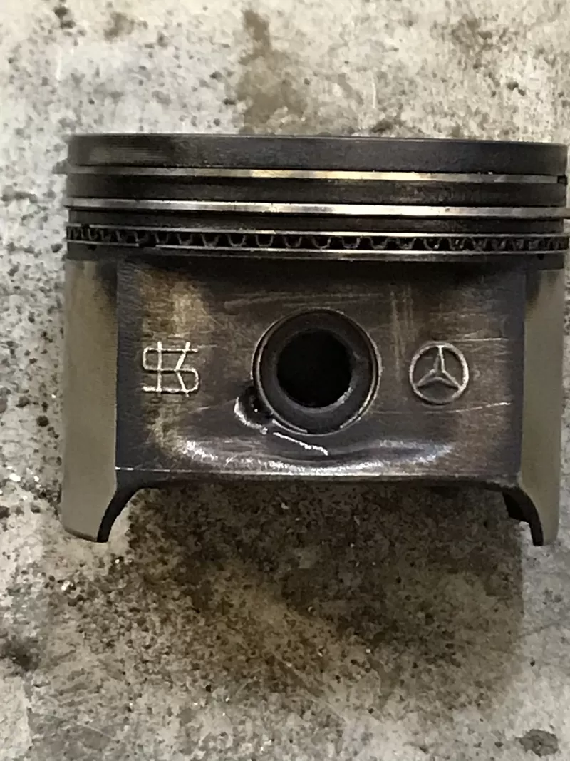 Бу поршень Mercedes W168 1.4 8V,  A1660302917