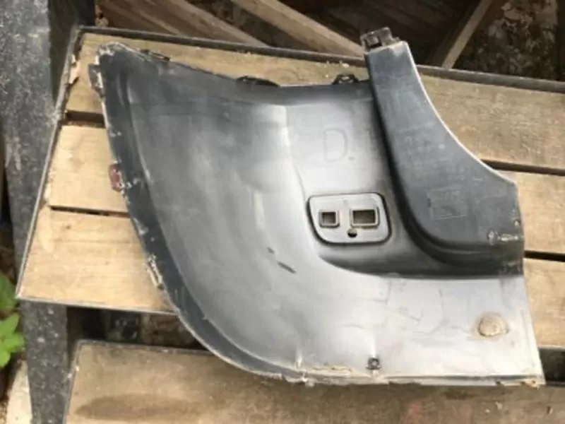 Бу накладка заднего бампера правая Renault Scenic 2,  8200228107.  2