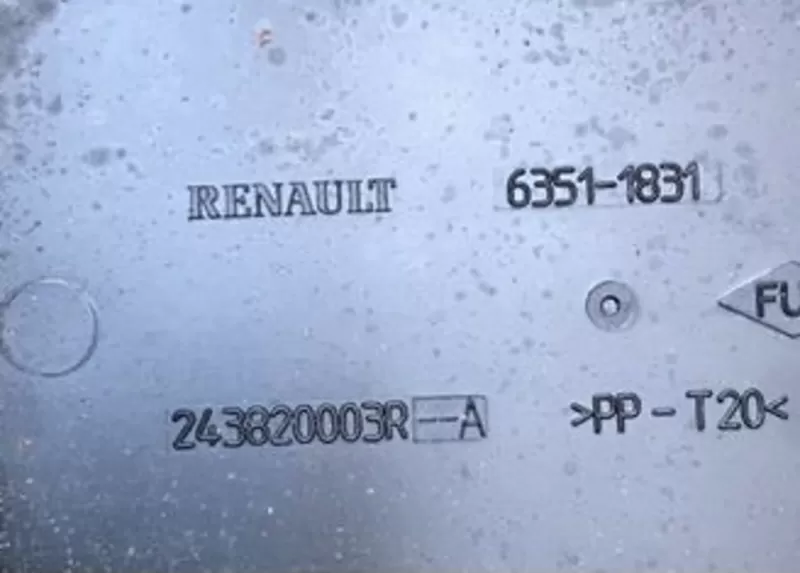 Бу крышка блока предохранителей 243820003R  Renault Megane 3,  Scenic 3 2