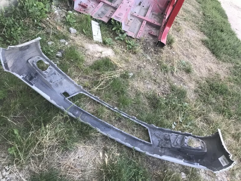 Бу бампер передний VW Tiguan (2011-2015) 5N0807221K. Дефект  2