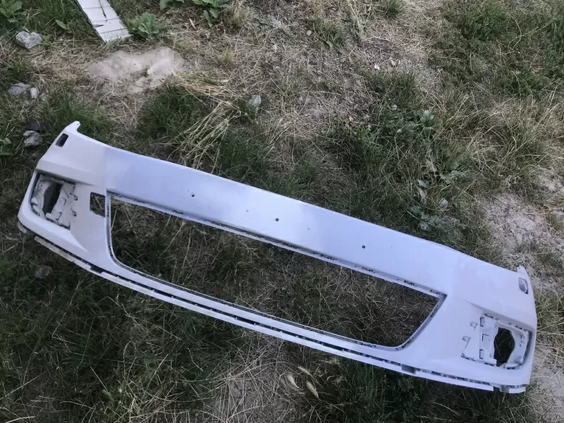 Бу бампер передний VW Tiguan (2011-2015) 5N0807221K. Дефект 
