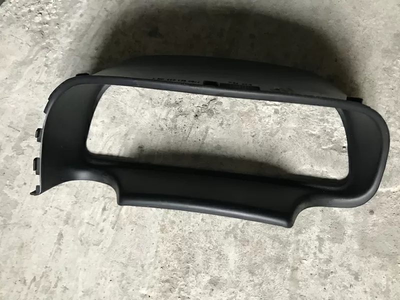 Бу накладка панели приборов Renault Laguna 1,  7700823035