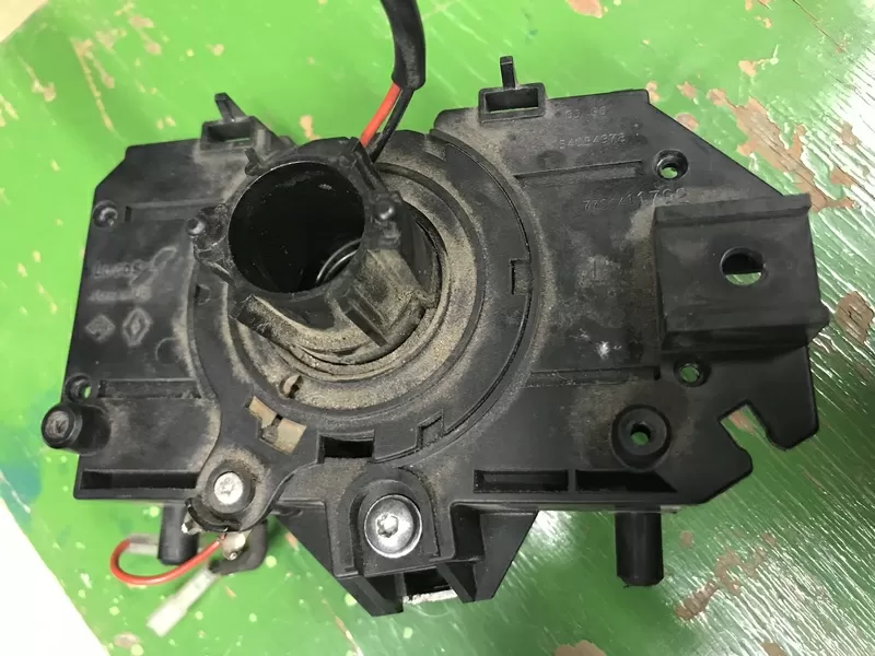 Бу подрулевой шлейф Renault Laguna 1,  7700411792