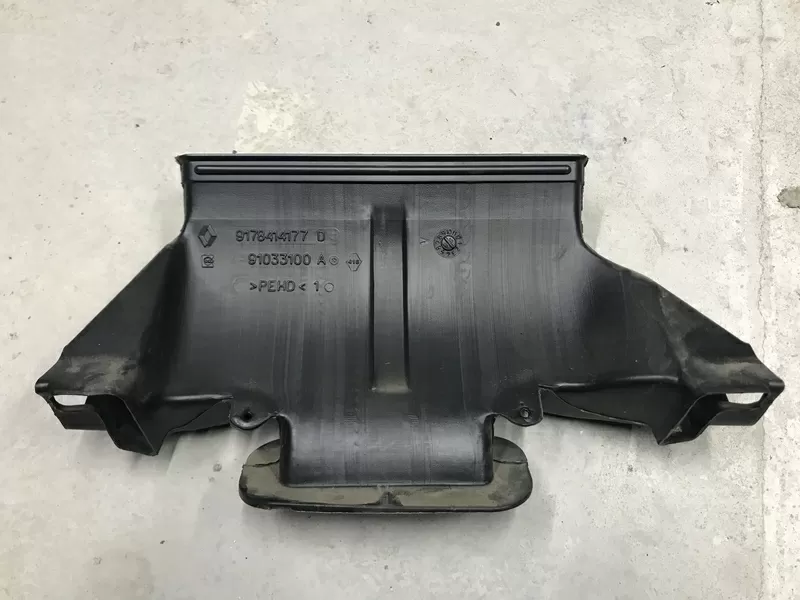 Бу воздуховод салона Renault Laguna 1 9178414177