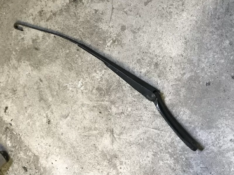 Бу поводок дворника левый Renault Laguna 1,  7700821935