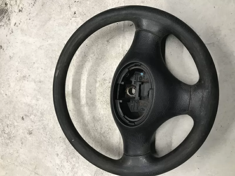 Бу руль Renault Laguna 1 без подушки безопасности,  7700847749,  7700847750