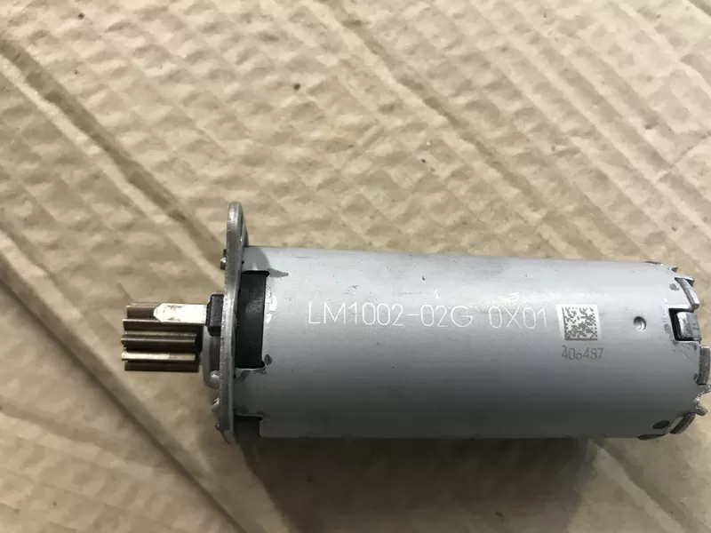 Бу моторчик LM1002-02G дроссельной заслонки H8200988975 ,  161201190R ,  Renault Megane 3,  Fluence