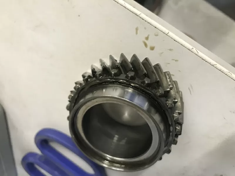 Бу шестерня 4-й передачи 29 зубов Renault 7700864003 ,  7700718961 Laguna Megane Kangoo