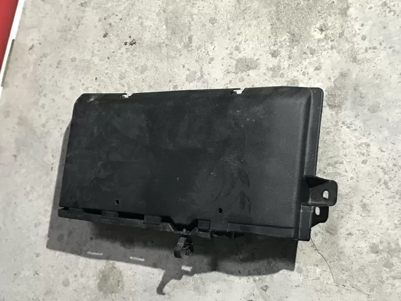 Бу бардачок под левое сиденье Renault Laguna 1,  7700841469,  7700841467