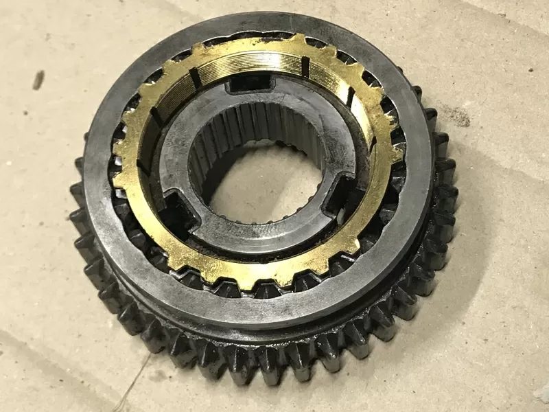 Бу муфта синхронизации 3-4 передачи КПП Renault ,  39x24 зубов,  7701717352