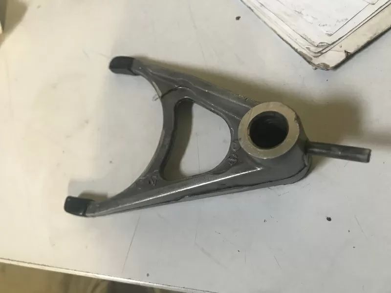 Бу вилка 5-й передачи КПП JC5 Renault 8200641827 Laguna Megane Kangoo