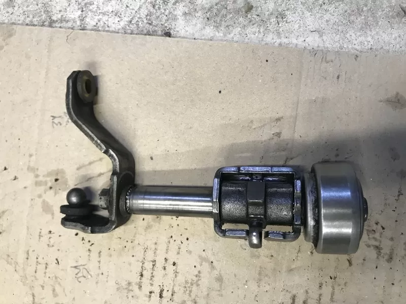 Бу муфта переключения передач Chery Amulet 015301235AA