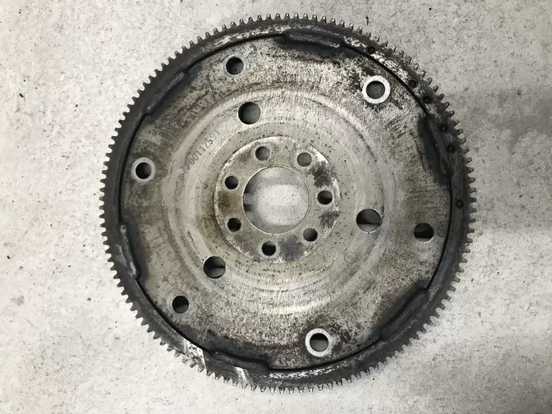 Бу маховик 7700112591 двигателя F4R АКПП Renault Laguna Megane Scenic 3