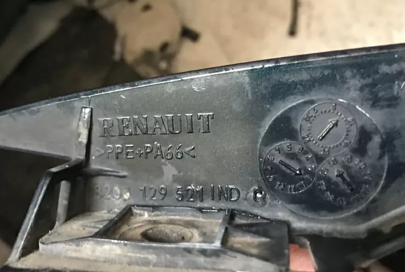 Бу крыло переднее правое Renault Laguna 2,  8200129521,  цвет NV903 3